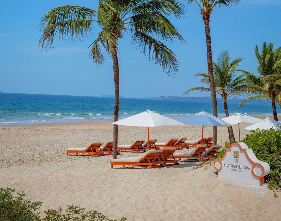 Beach Wedding in Vows on the Beach at ITC Grand Goa, A Luxury ...