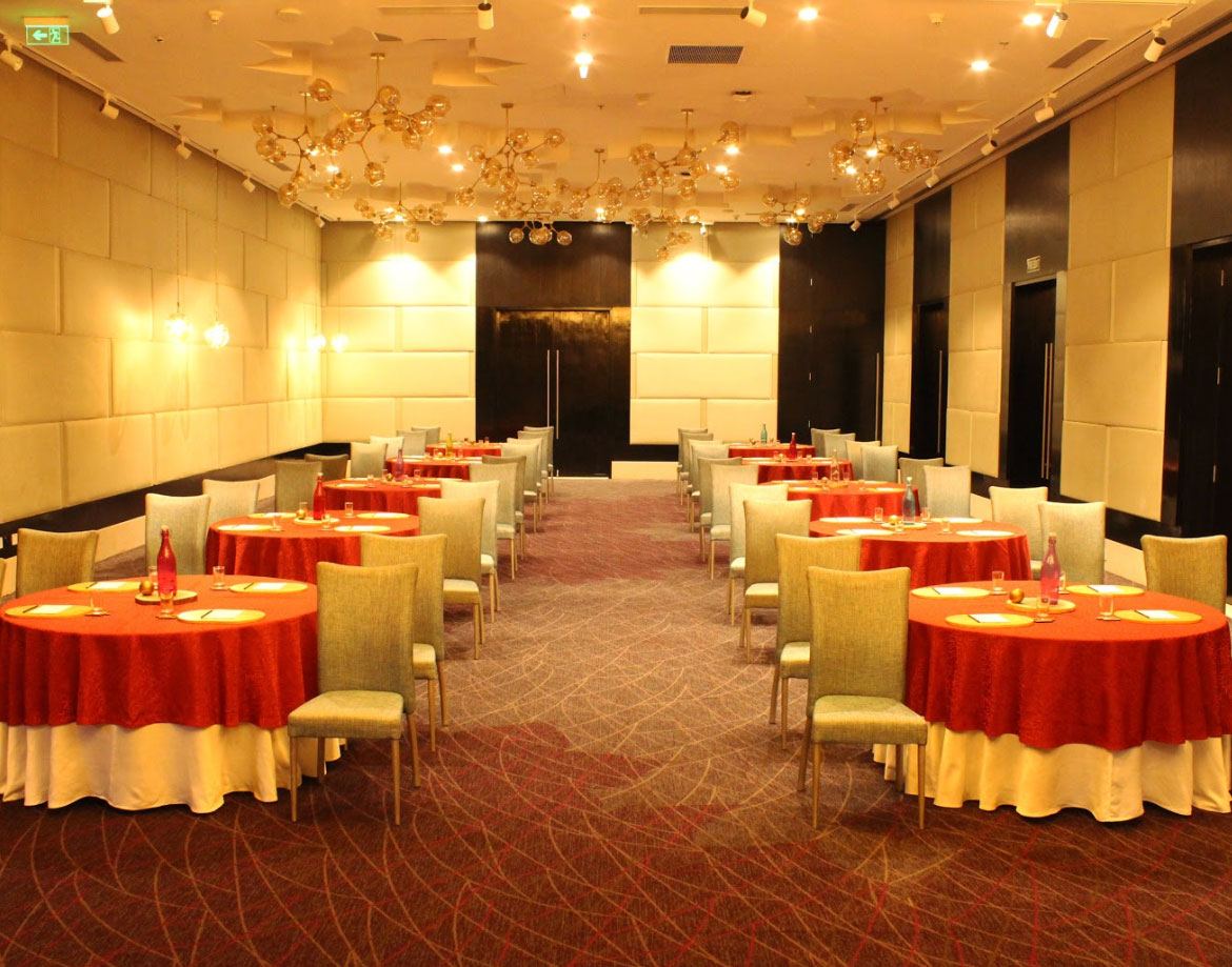 Destination Wedding in Bengaluru at Renaissance Bengaluru Race Course
